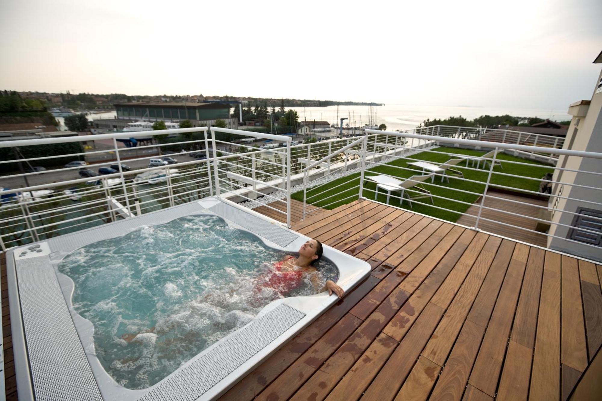 Hotel Acquadolce Peschiera del Garda Ngoại thất bức ảnh
