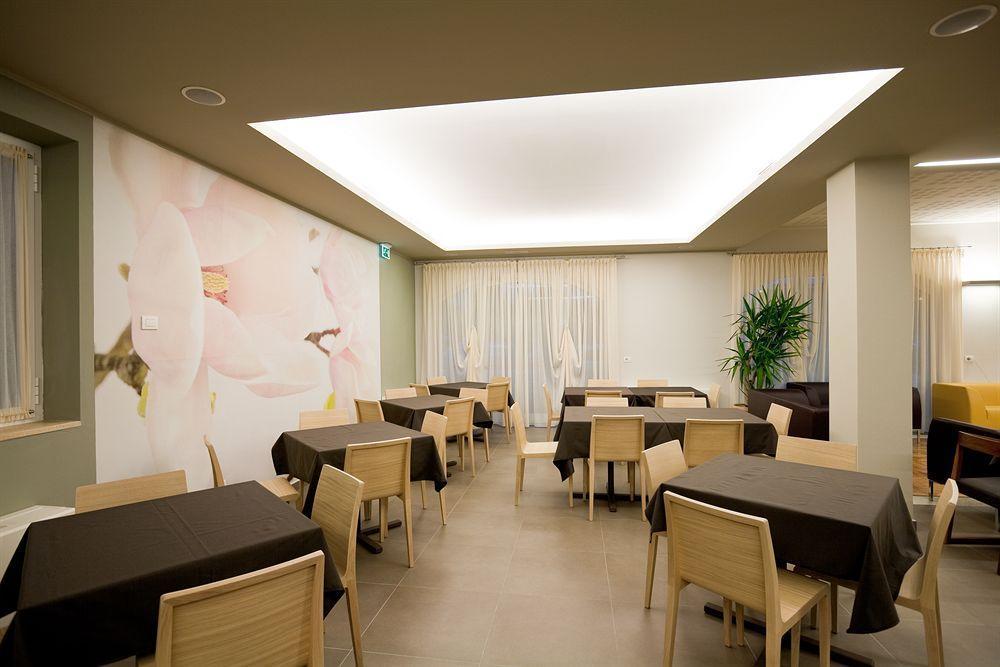 Hotel Acquadolce Peschiera del Garda Ngoại thất bức ảnh