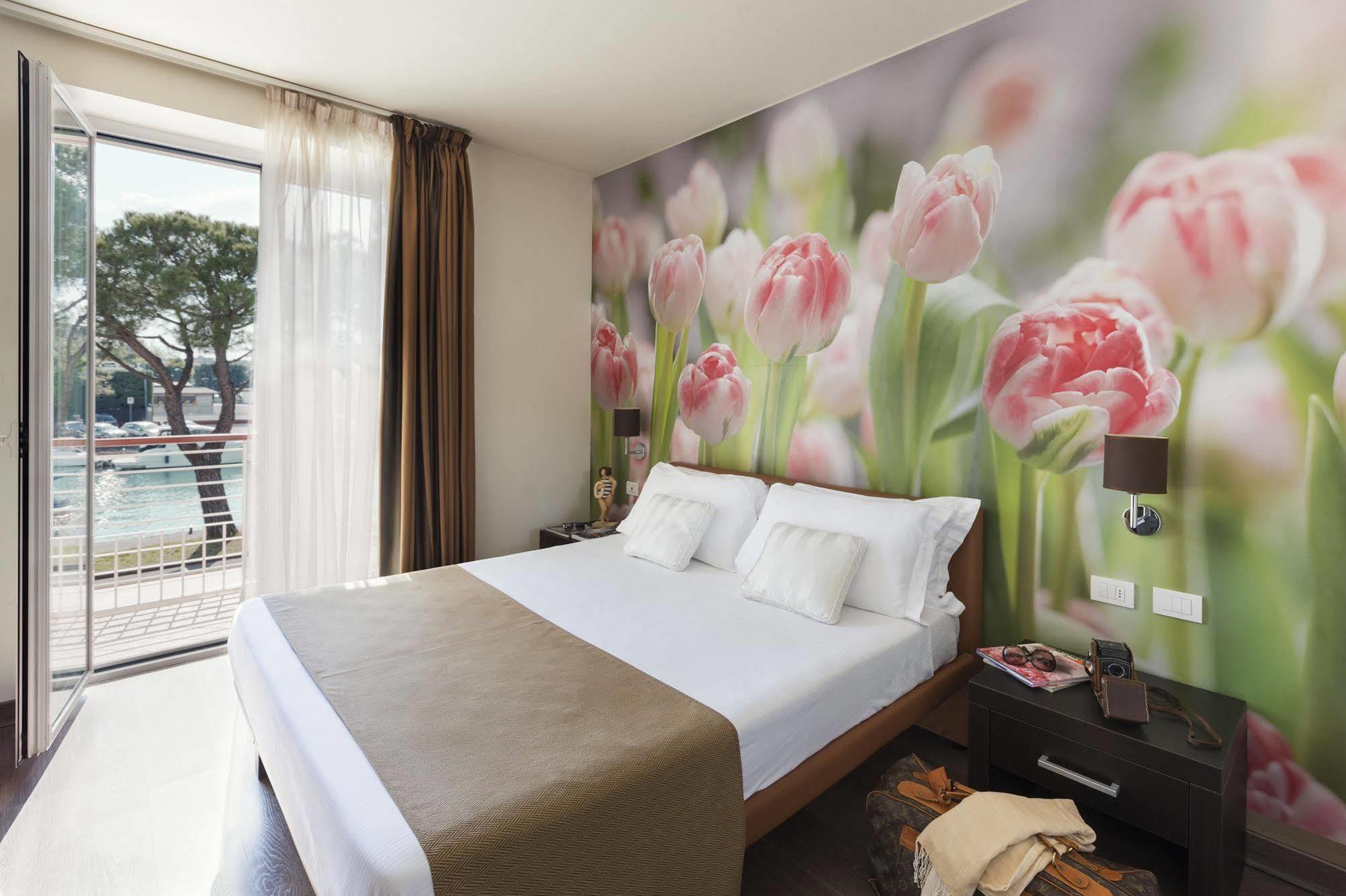 Hotel Acquadolce Peschiera del Garda Ngoại thất bức ảnh