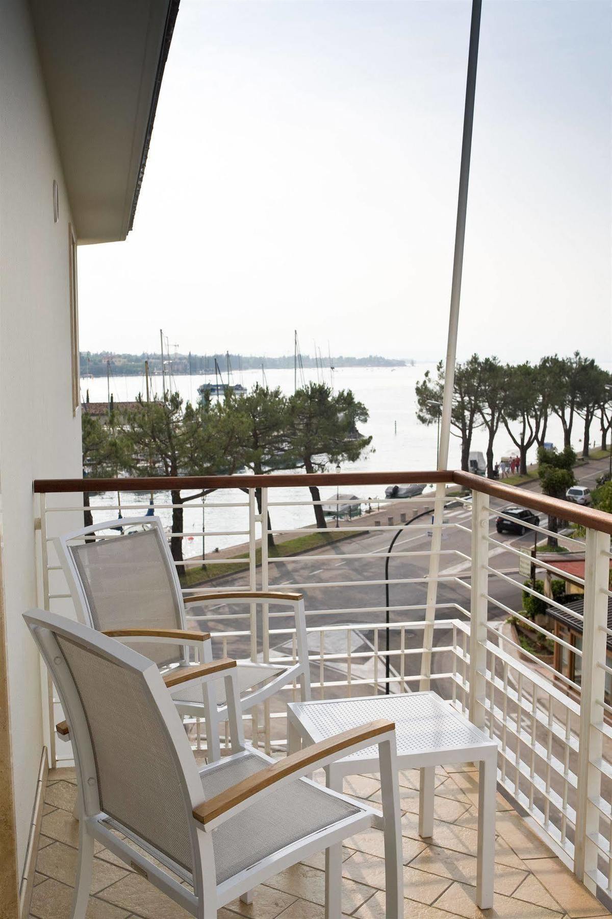 Hotel Acquadolce Peschiera del Garda Ngoại thất bức ảnh