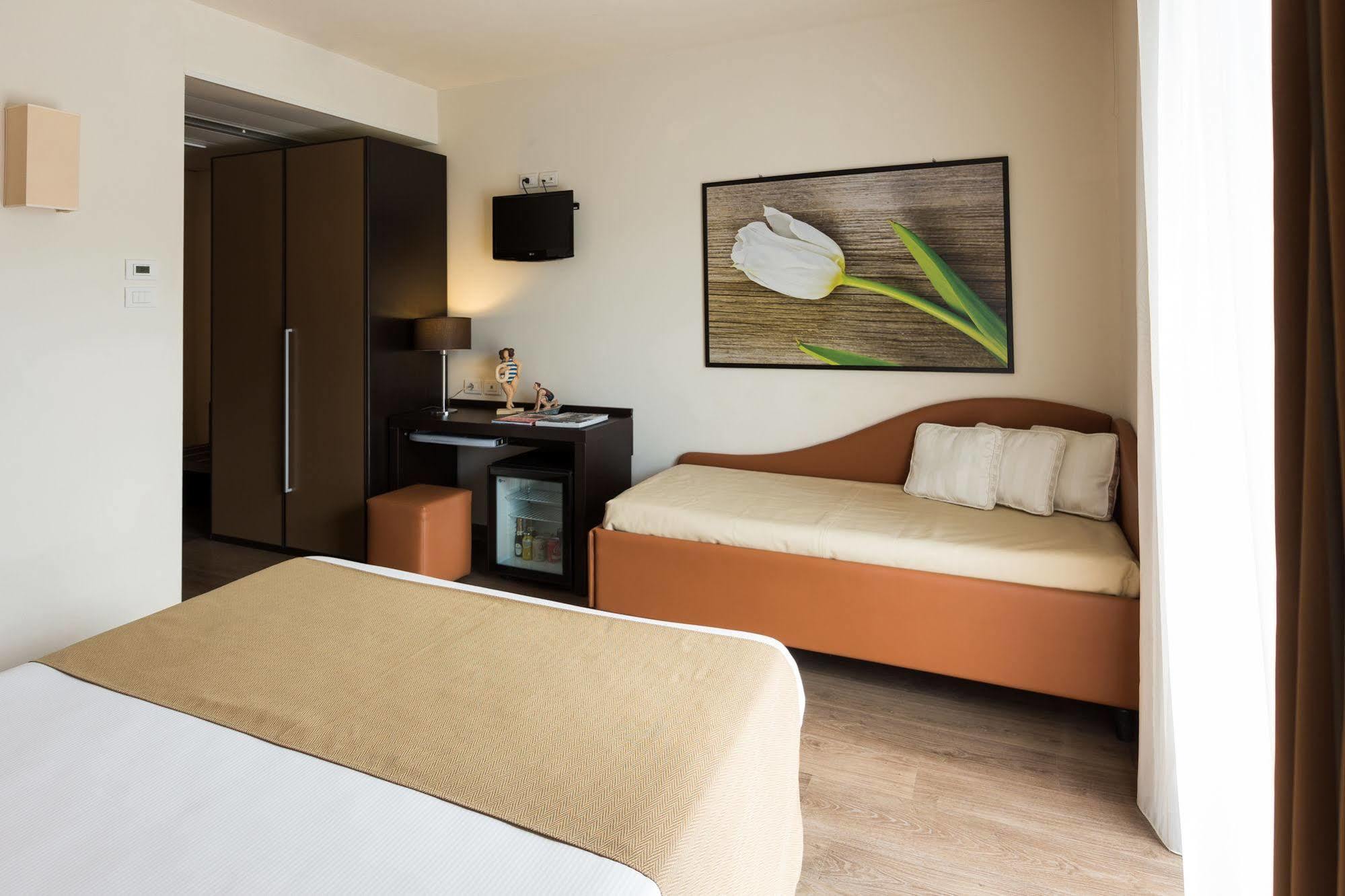 Hotel Acquadolce Peschiera del Garda Ngoại thất bức ảnh