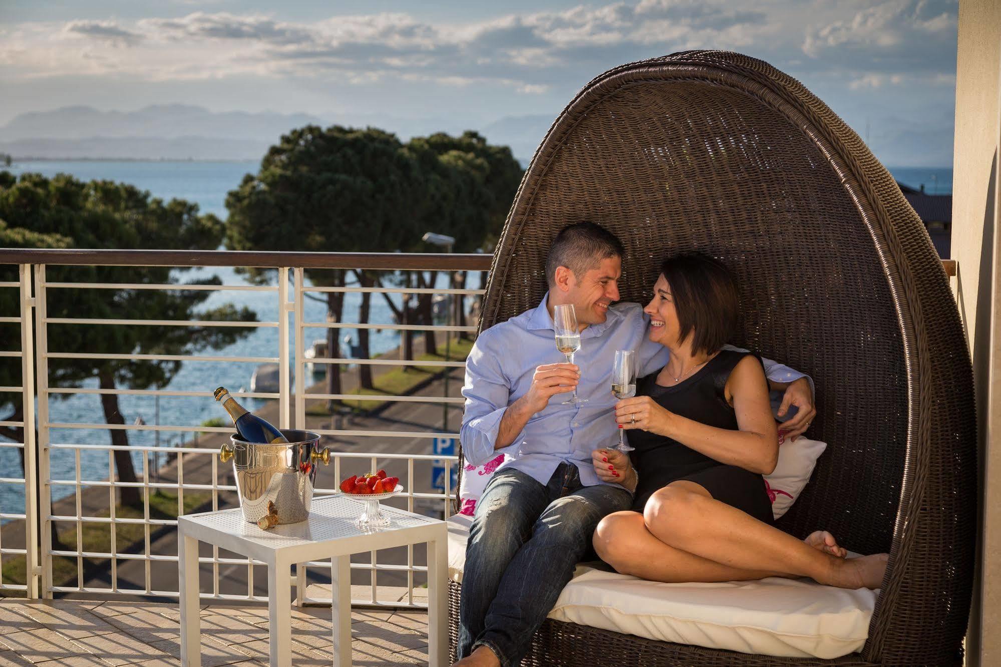 Hotel Acquadolce Peschiera del Garda Ngoại thất bức ảnh