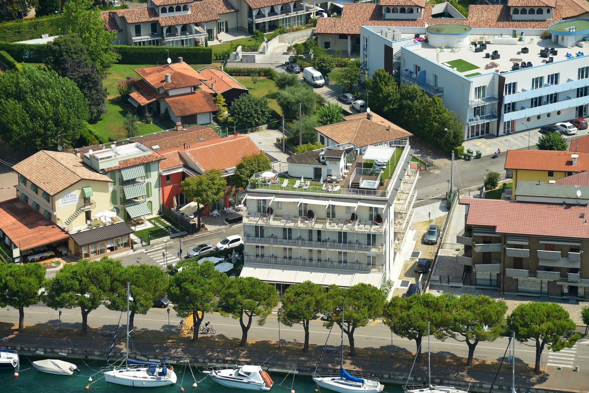 Hotel Acquadolce Peschiera del Garda Ngoại thất bức ảnh