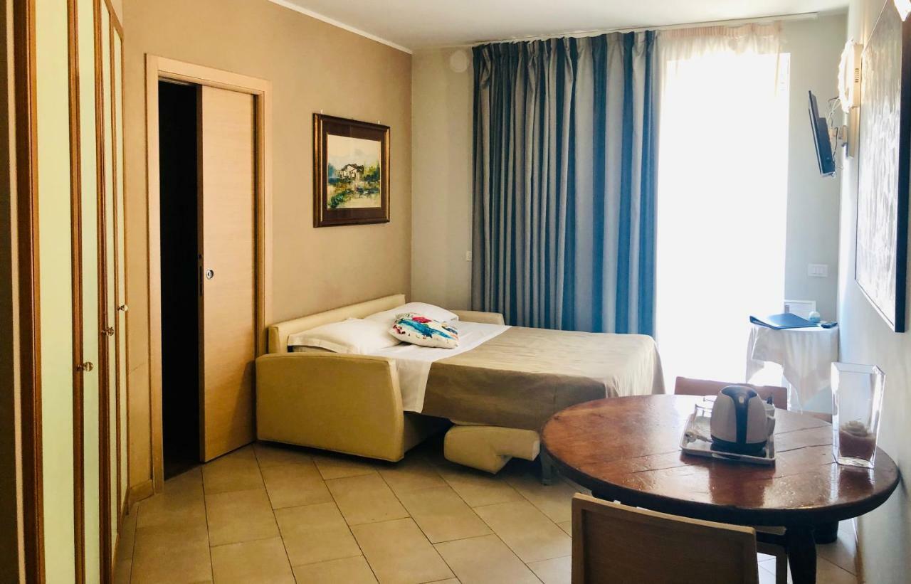 Hotel Acquadolce Peschiera del Garda Ngoại thất bức ảnh
